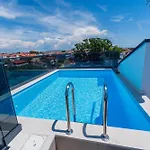 Holiday home Premium Vida With Pool Vodice