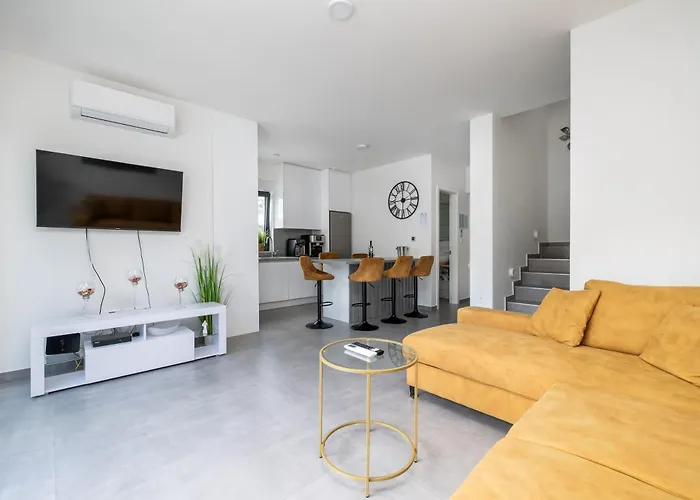 Premium Vida With Pool Vakantiehuis