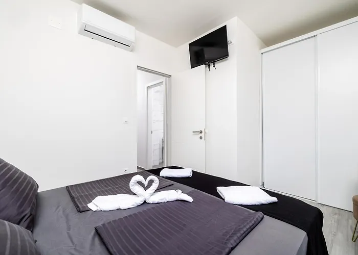 Premium Vida With Pool Vakantiehuis